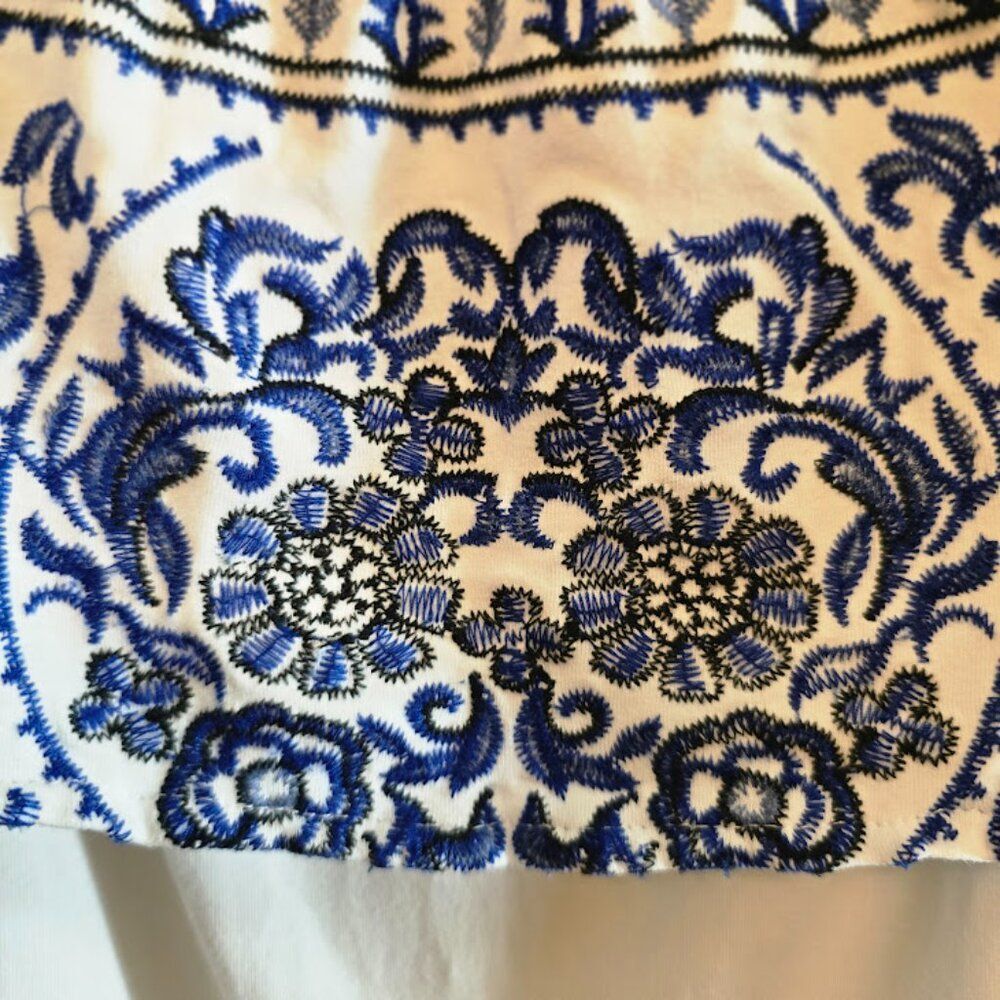INC COTTON BLEND OFF SHOULDER CAMISOLE WHITE TOP BLUE EMBROIDERY SIZE MEDIUM - Picture 5 of 9